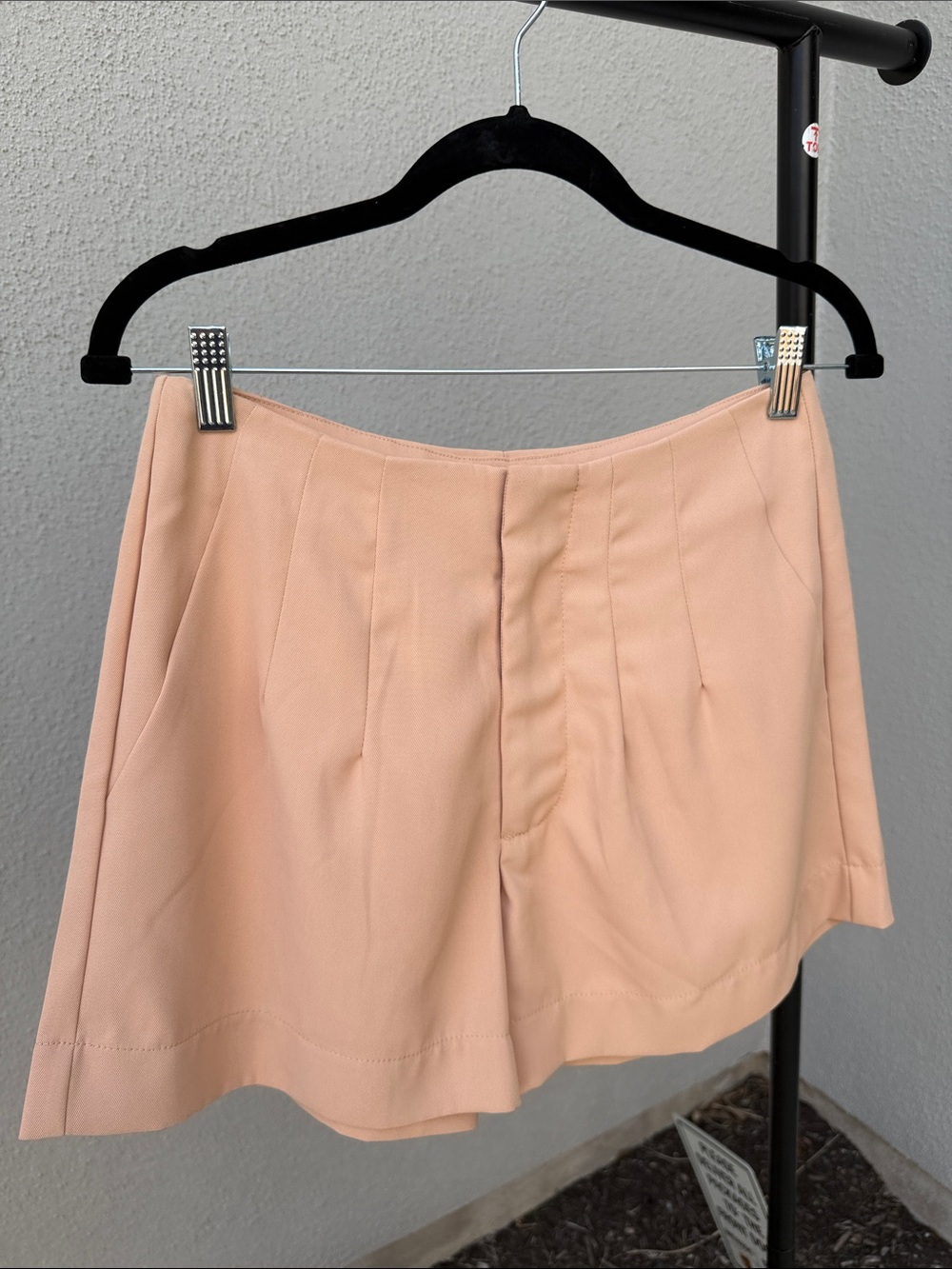 HYFVE Peach High-Waist Pleated Women Shorts